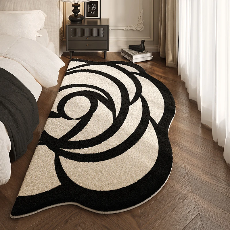 VIKAMA French bedside rugs new carpet bedroom light luxury premium sense of short plush room fall-proof master bedroom floor mat